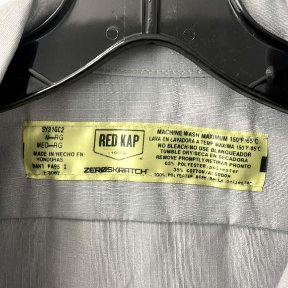 Ladies Red Kap ZEROSKRATCH long sleeve colorblock button-up shirt. Silver/Char… - Picture 6 of 6